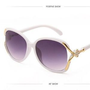 Clover Retro Oversized Sunglasses